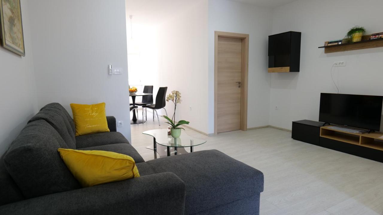 Miki Appartement *